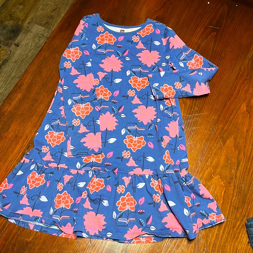tea size 8 floral long sleeve dress